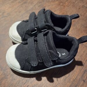 Toddler Black Velcro Shoes - Size 5